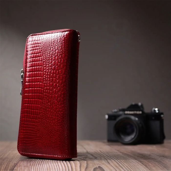 Жіночий лаковий шкіряний гаманець ST Leather 22677 купити недорого в Ти Купи