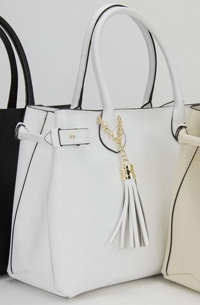 Класична жіноча біла шкіряна сумка Firenze Italy F-IT-7611W купити недорого в Ти Купи