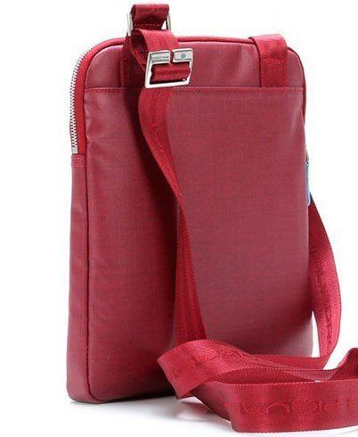 Красная сумка унисекс Piquadro Aki (CA1358AK_R) купить недорого в Ты Купи