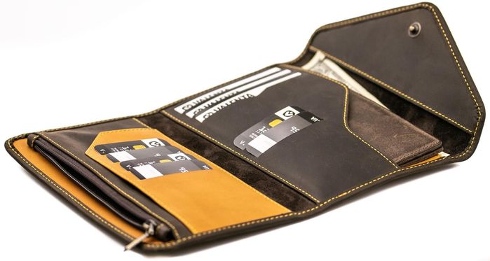 Мужской кожаный коричневый бумажник Valenta ХР137610 купить недорого в Ты Купи