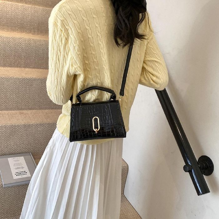 Каркасне невелике кросбоді з еко-шкіри Lilly P2-17068985A купити недорого в Ти Купи