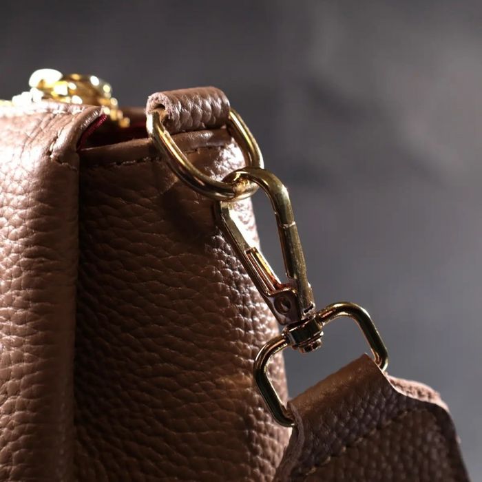Молодіжна жіноча шкіряна сумка через плече Vintage 22289 купити недорого в Ти Купи