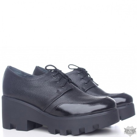 Женские черные туфли из кожи Villomi 3216-09 купить недорого в Ты Купи