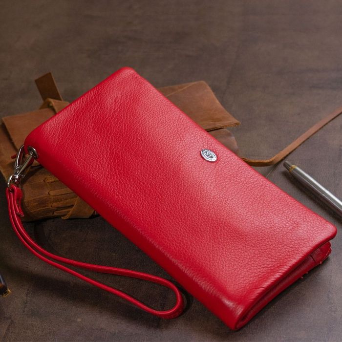 Жіночий шкіряний гаманець ST Leather 19315 Червоний купити недорого в Ти Купи