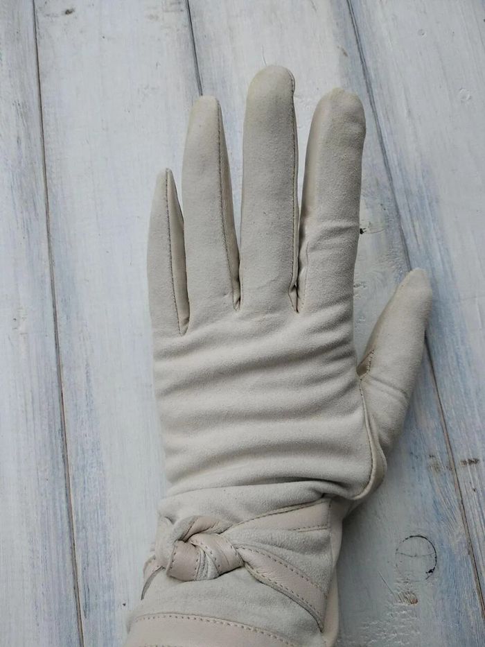 Перчатки женские кремовые комбинированные кожа+замша 718s2 M Shust Gloves купить недорого в Ты Купи