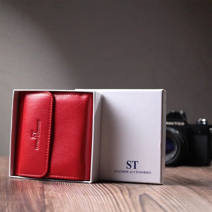 Шкіряний жіночий гаманець ST Leather 22720 купити недорого в Ти Купи